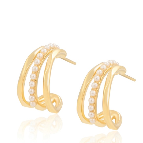 Claw Earrings 14k Gold Plated Huggie Earrings Pearl 925 Sterling Silver Luxury - Picture 1 of 9